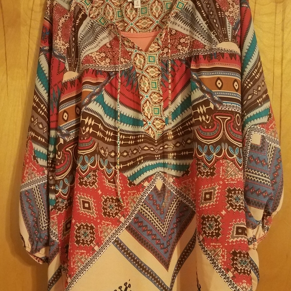 Aztec blouse - Picture 2 of 4